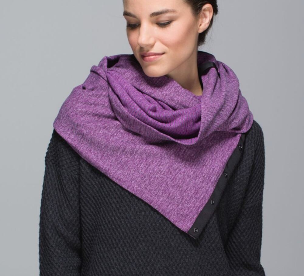 Lululemon Vinyasa Scarf Rulu Ultra Violet Heathered Black Snap Wrap Shawl